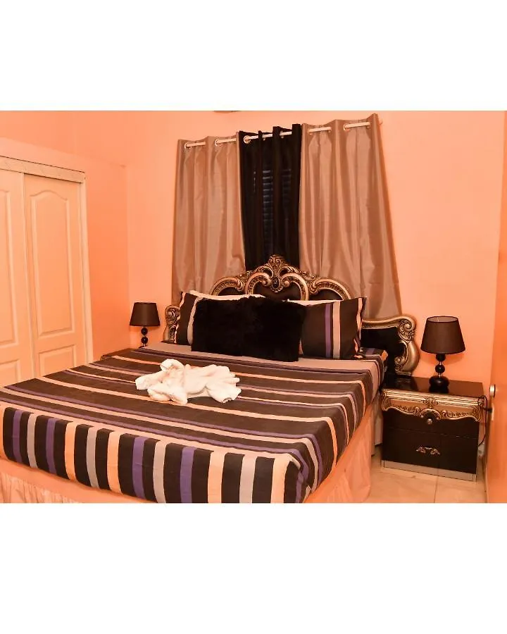 Caribbean Estate Deluxe 2 Apartment Portmore