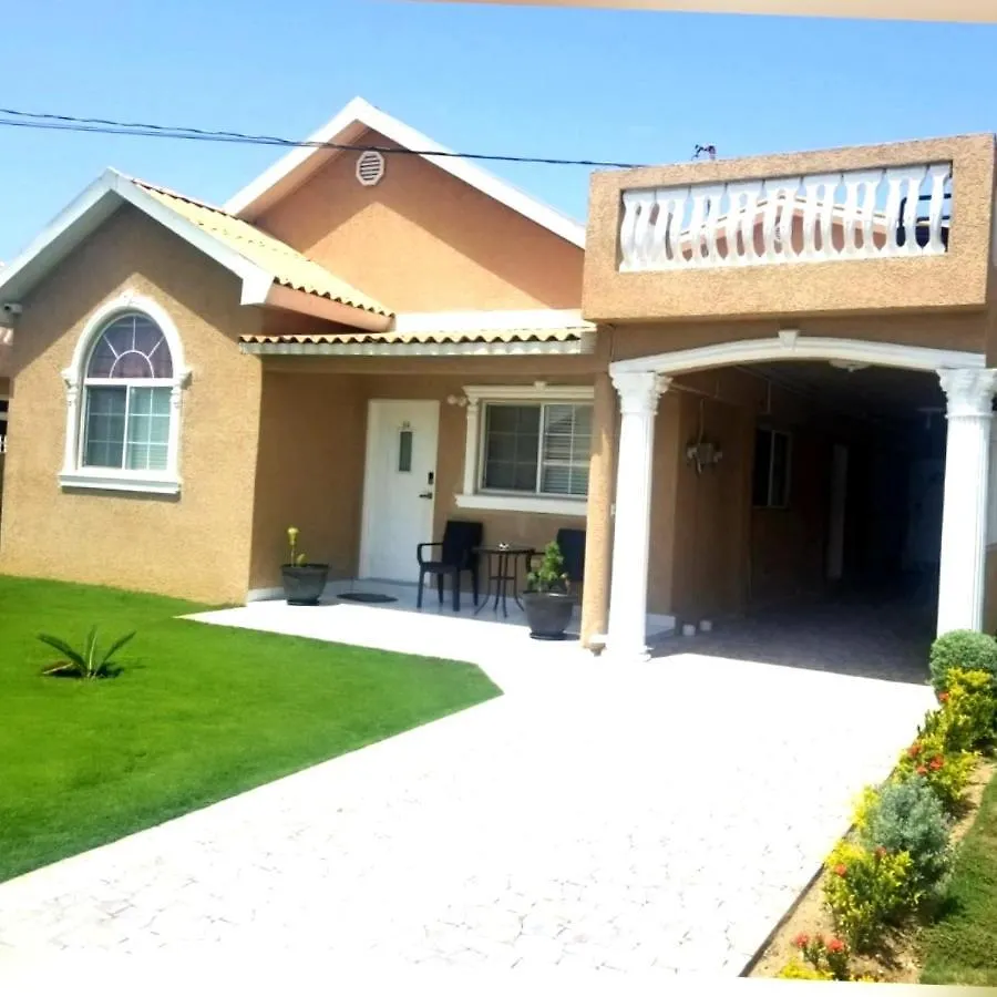 Caribbean Estate Deluxe 2 Apartment Portmore